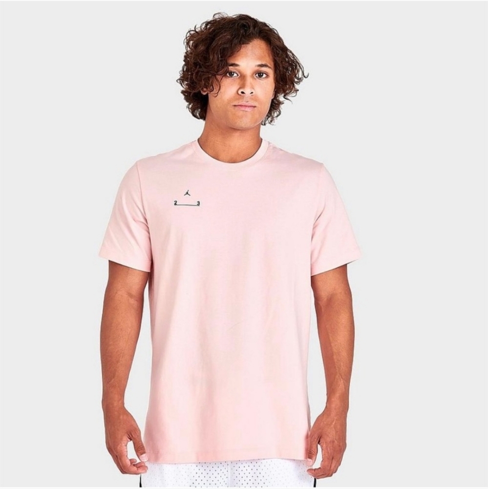 Jordan 23 Engineered Men's Statement T-Shirt Medium